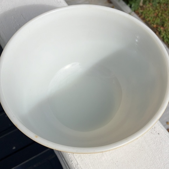 Pyrex 1 1/2 Quarts Homestead Mixing Bowl - Picture 7 of 10